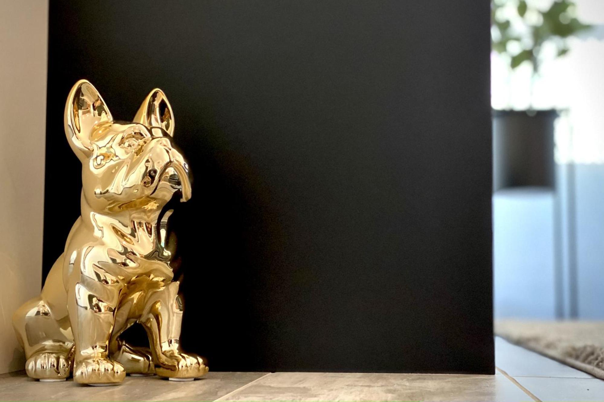 Glad Spot: Zurich - Central - Design - Netflix 외부 사진